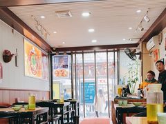 大堂-盐与味葱葱鲫鱼•自贡菜江湖菜(春熙店)