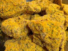 -BHC炸鸡(明洞总店)