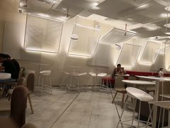 大堂-奈雪的茶(华侨城创意园店)