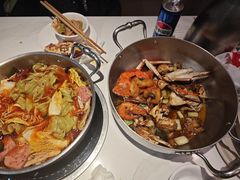 -七欣天香辣蟹火锅(闵行浦江欢乐颂店)