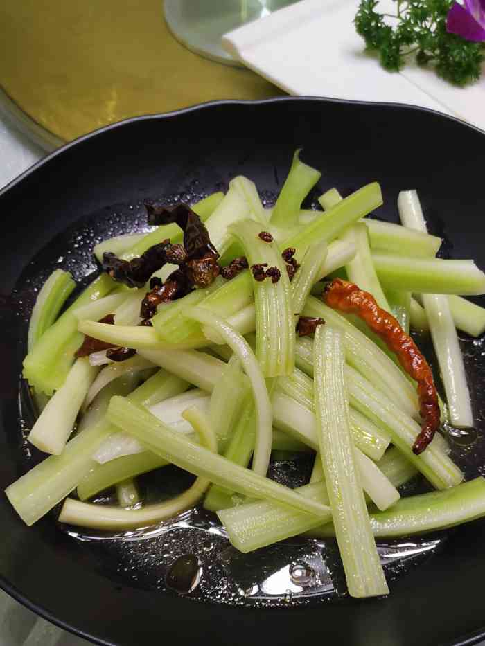 祥龙宾馆(蒲城店)-"#带队点评pk赛# 交通方便,纯吃. .
