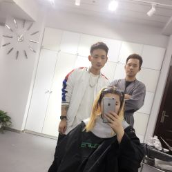点击看大图 -I+造型烫发染发