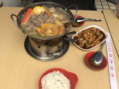 泡菜肥牛锅-张妈台式锅烧(深大店)
