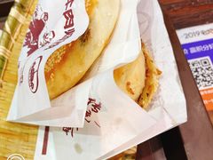 牛肉烧饼（多肉）-穆得·老周家牛肉烧饼(普利街店)
