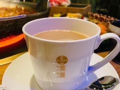 -湊湊火锅·茶憩(杭州湖滨银泰in77店)