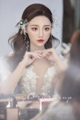 -艾米丽婚纱礼服