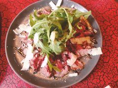 烤牛肉沙拉-羽深肉铺 Steak & Wine