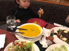 -WOLFGANG PUCK KITCHEN & BAR(迪士尼小镇店)