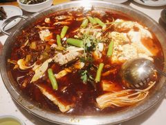 -小饕荟雅安贡椒鱼鲜馆(广福桥店)