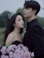 -至臻微拉婚纱摄影