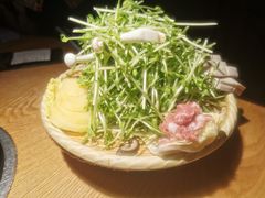 黑猪灼泉水时蔬-吃饭皇帝大(解放西路店)