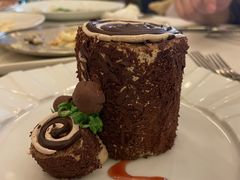 招牌树根蛋糕-莫斯科餐厅