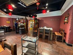 -大匠工房古船木艺术餐厅·猪肚鸡专门店(长白仙岛店)