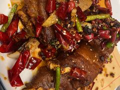 -川流不息·地道川菜·小龙虾(松东路店)