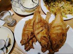 炸偏口鱼-方城小吃店