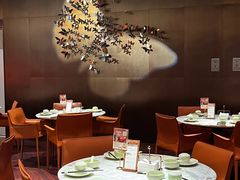 -蝴蝶里·粤菜·点心(滨江龙湖店)