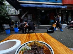 -李易面馆(树木岭店)