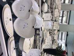 -万润国际酒店用品市场(曹安国际商城店)