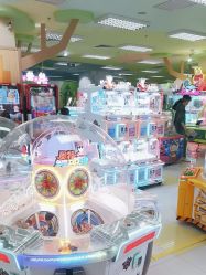 -莫莉幻想儿童乐园(北京金隅嘉品店)