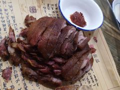 香酥蹄-八张桌子(老店)