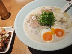 -银泰百货(厦门国贸中心店)