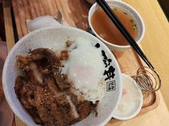 -熊吞·大碗丼烧肉饭(济宁万达广场店)