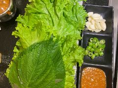 -臻牛烤肉