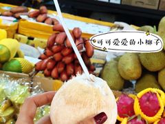 -三亚新鸿港水果一级批发市场