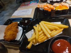 -万岁料理回转寿司(华贸店)