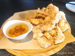 -漫月里·鲁菜海鲜小渔村(海水浴场店)