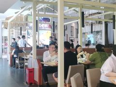 大堂-关东小磨东北菜(上海长风大悦城店)
