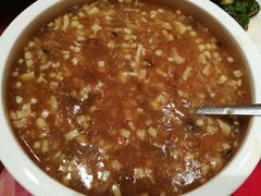 -鸿一饭店(隐秀路店)