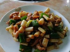 猪颈肉炒藕心-淇沙湾渔村餐厅
