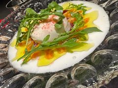 新鲜布拉塔芝士沙拉-小火花·干式熟成牛排馆Spark SteakHouse(剑桥郡店)