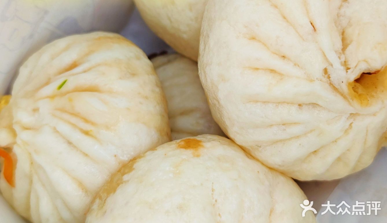李与白包子铺💒性价比超高的包子店
