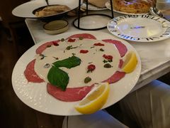 生牛肉配金枪鱼酱-IL TEATRO 精品意大利餐厅