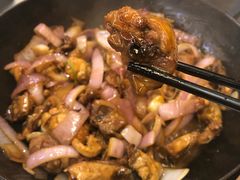 -胡须佬鸡煲四季火锅店(石厦西村直营店)