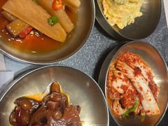 -草家酱蟹炭火烤肉店(珲春南路二店)