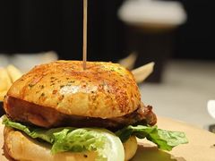 -必胜客(东大桥店)