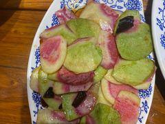 -老天桥酱肉烧饼夹肘子(天桥店)