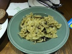 -JINNS锦时 steak&pizza(浸信会礼拜堂旧址店)