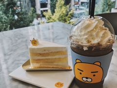 -KAKAO FRIENDS(弘大店)
