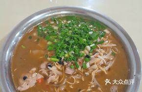 Shredded Meat and Sausage Old Friend Noodles