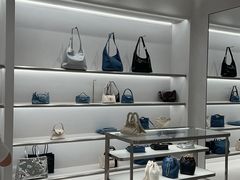 -CHARLES & KEITH(青岛万象城店)