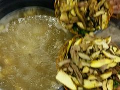 -易门野生菌府·菌海森林(月牙潭公园店)