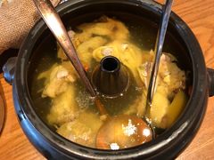 -云海肴·汽锅鸡·云南菜(天山百盛优客店)