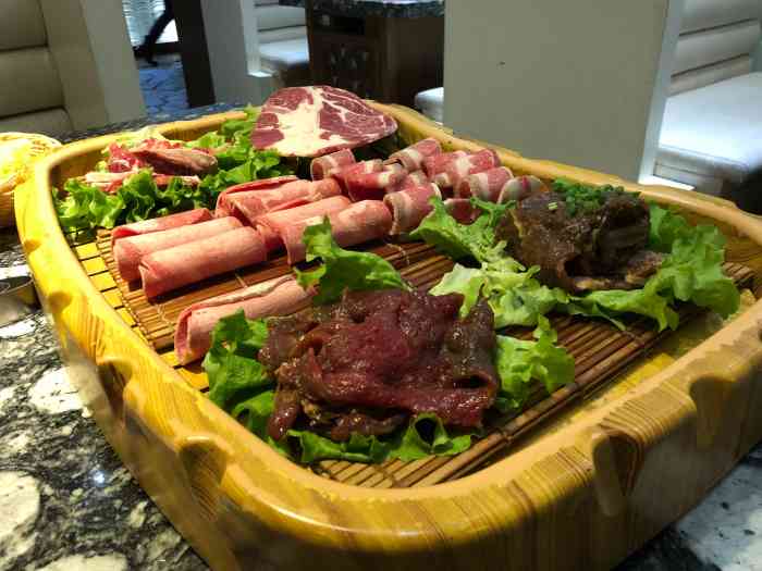 韩林烤肉(世博店)-"总体来说还行!几个人人吃吃还是比较实惠的.