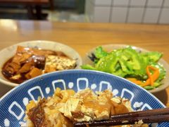 -红猪卤肉饭(大西洋美食城店)
