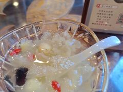 银耳红枣莲子汤-西江美食舫·江西菜(健德桥店)