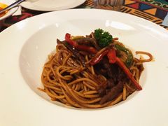 黑胡椒牛柳炒意面-芭莉与彩虹西餐厅(成都合生汇店)